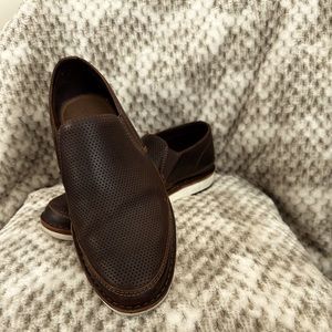 TRASK - Men’s 8.5 Venetian Leather Loafer